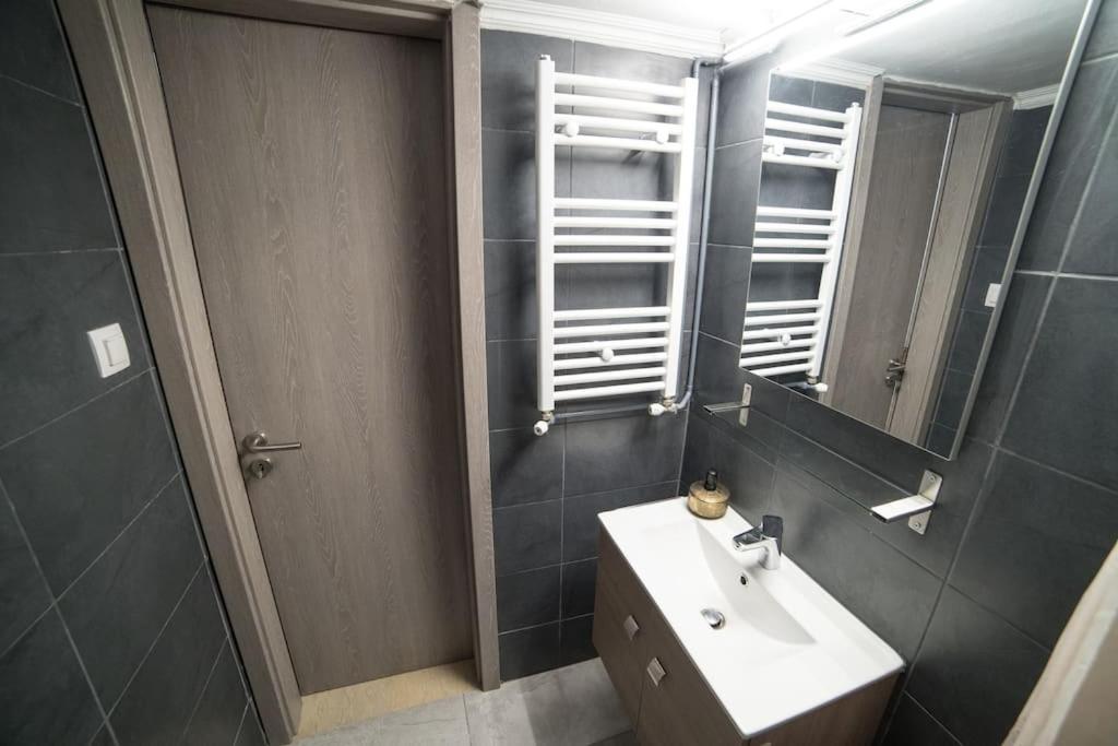Markopoulosapartments نيا موذانيا المظهر الخارجي الصورة